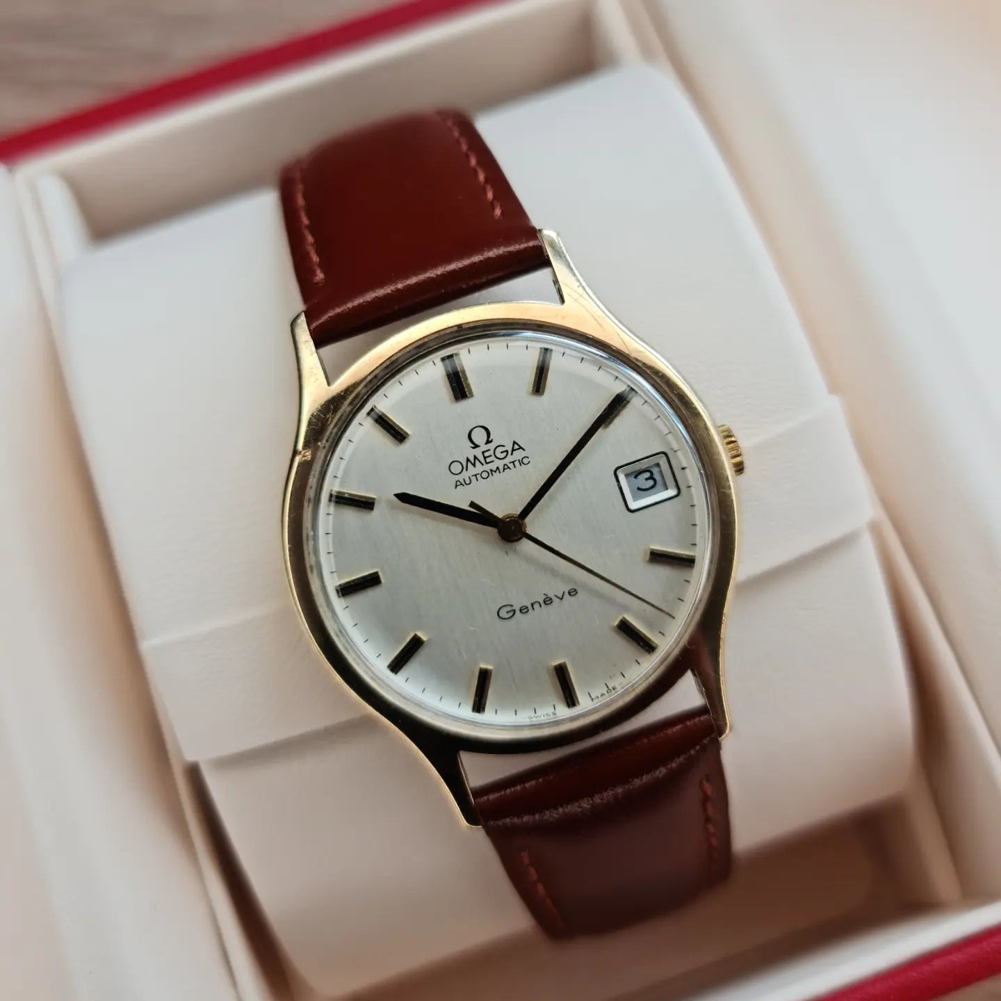 1974 Omega Genève 9ct Gold