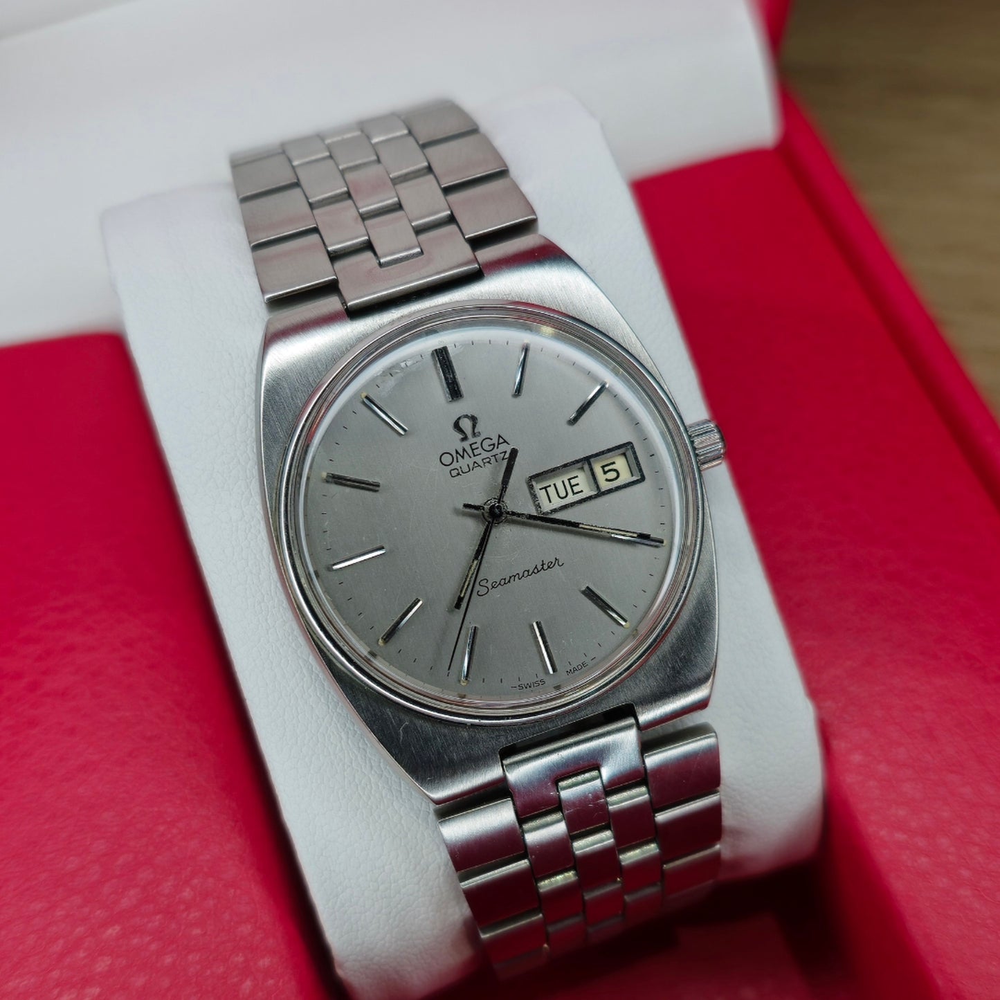 Omega Seamaster Day/Date Quartz