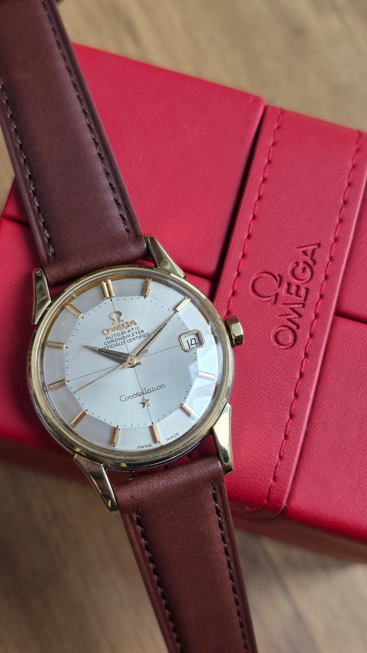 1959 Omega Constellation Pie Pan 14393