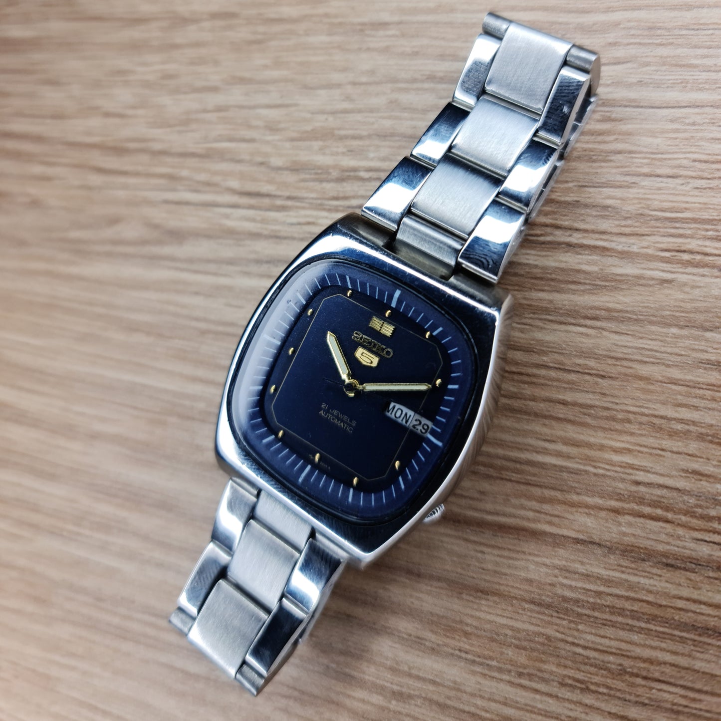 Seiko 5 - Vintage Blue dial