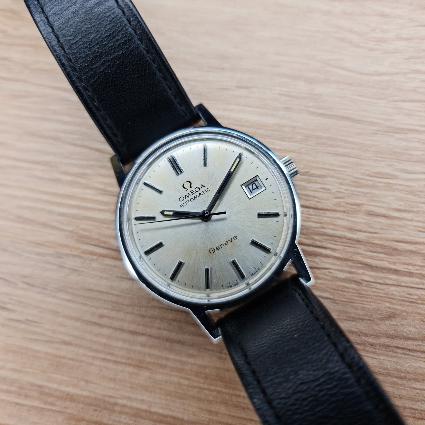 Omega Genève 1973 (with papers and box)