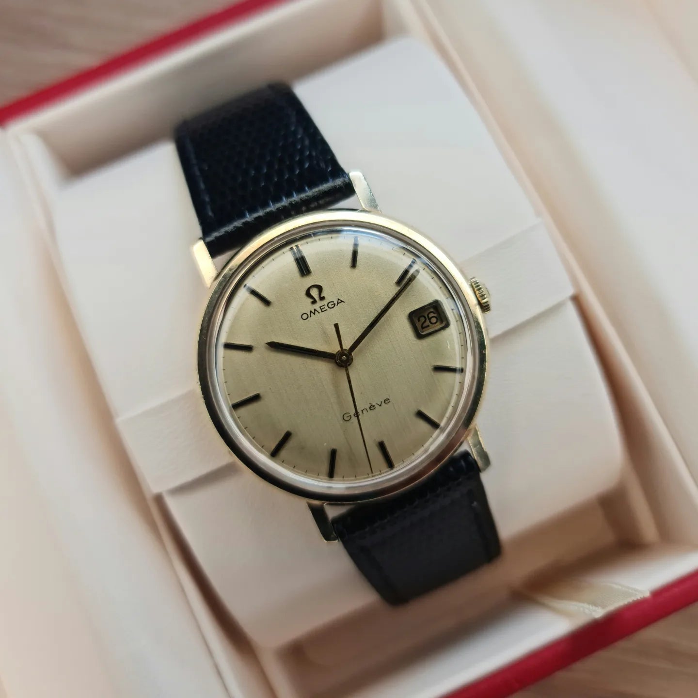 1970 Omega Genève 9ct Gold