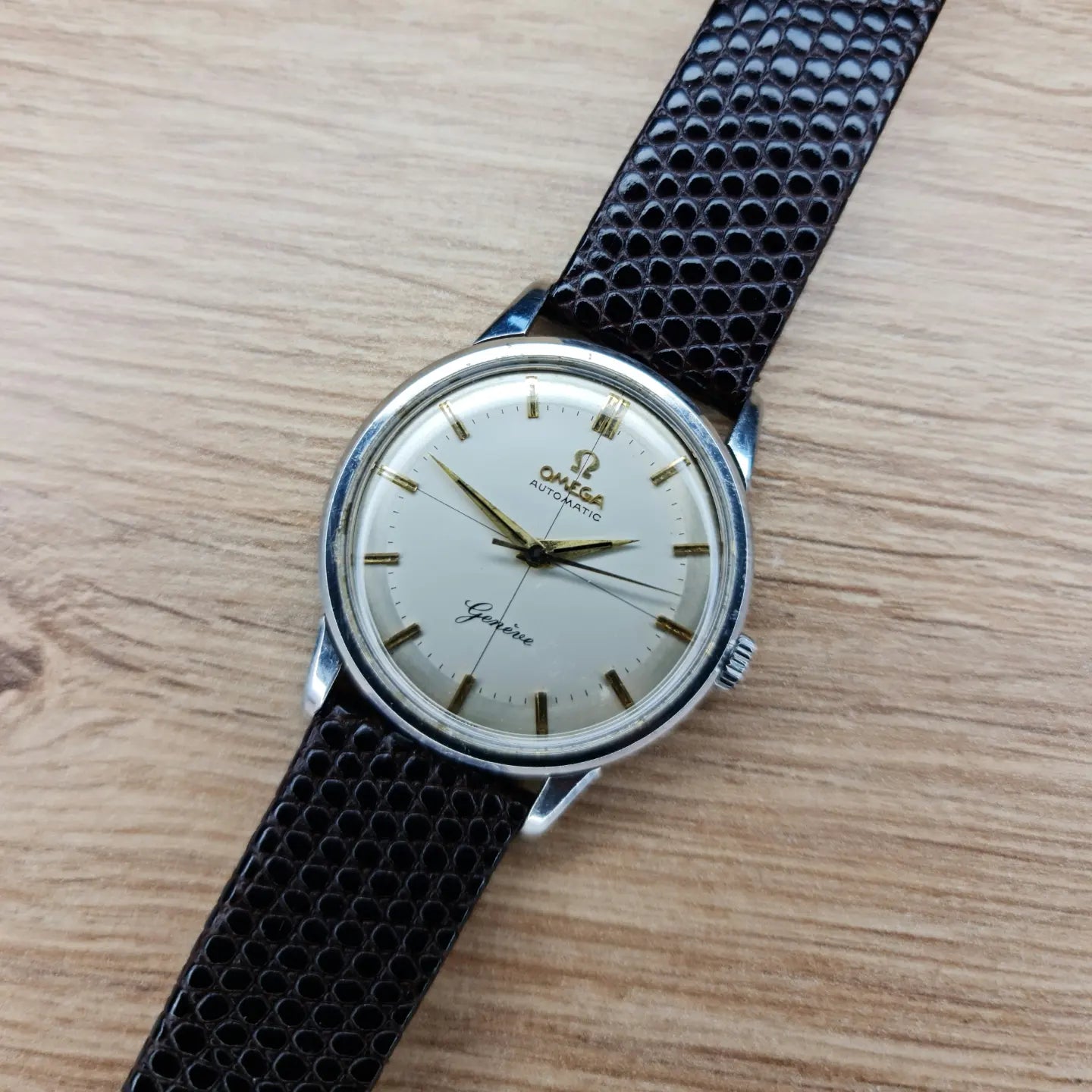 1959 Omega Genève Two Tone, Cross Hair