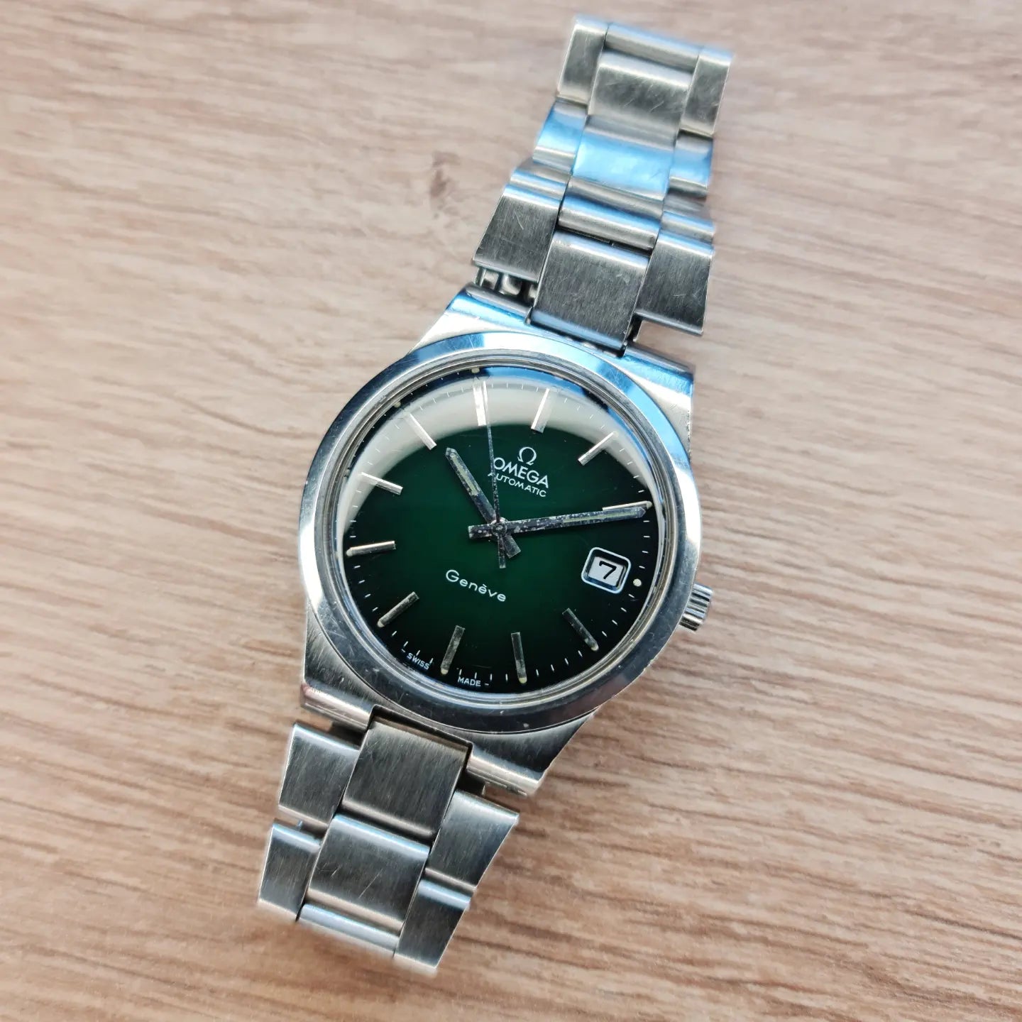 1972 Omega Genève Sunburst Green