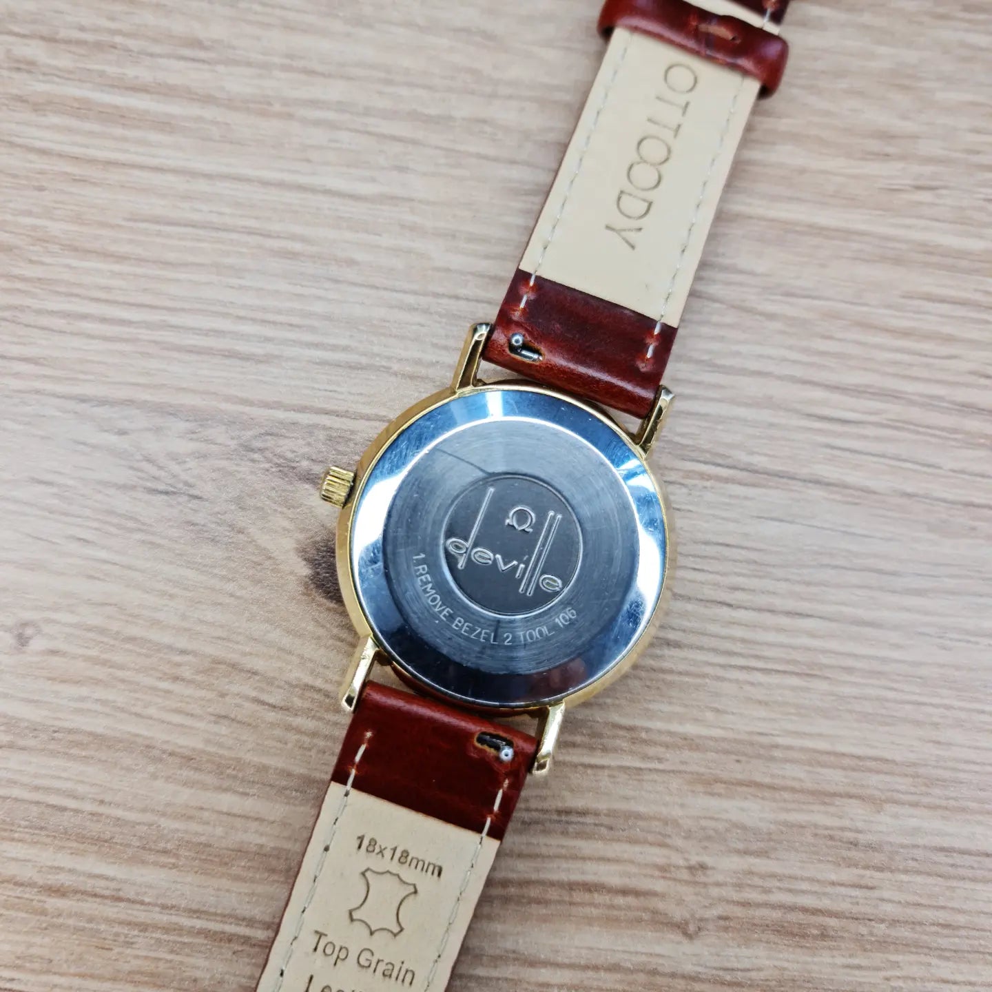 時計 Omega de ville OMEGA】1974年製 デヴィル センターデイト オーバル型 ブラック