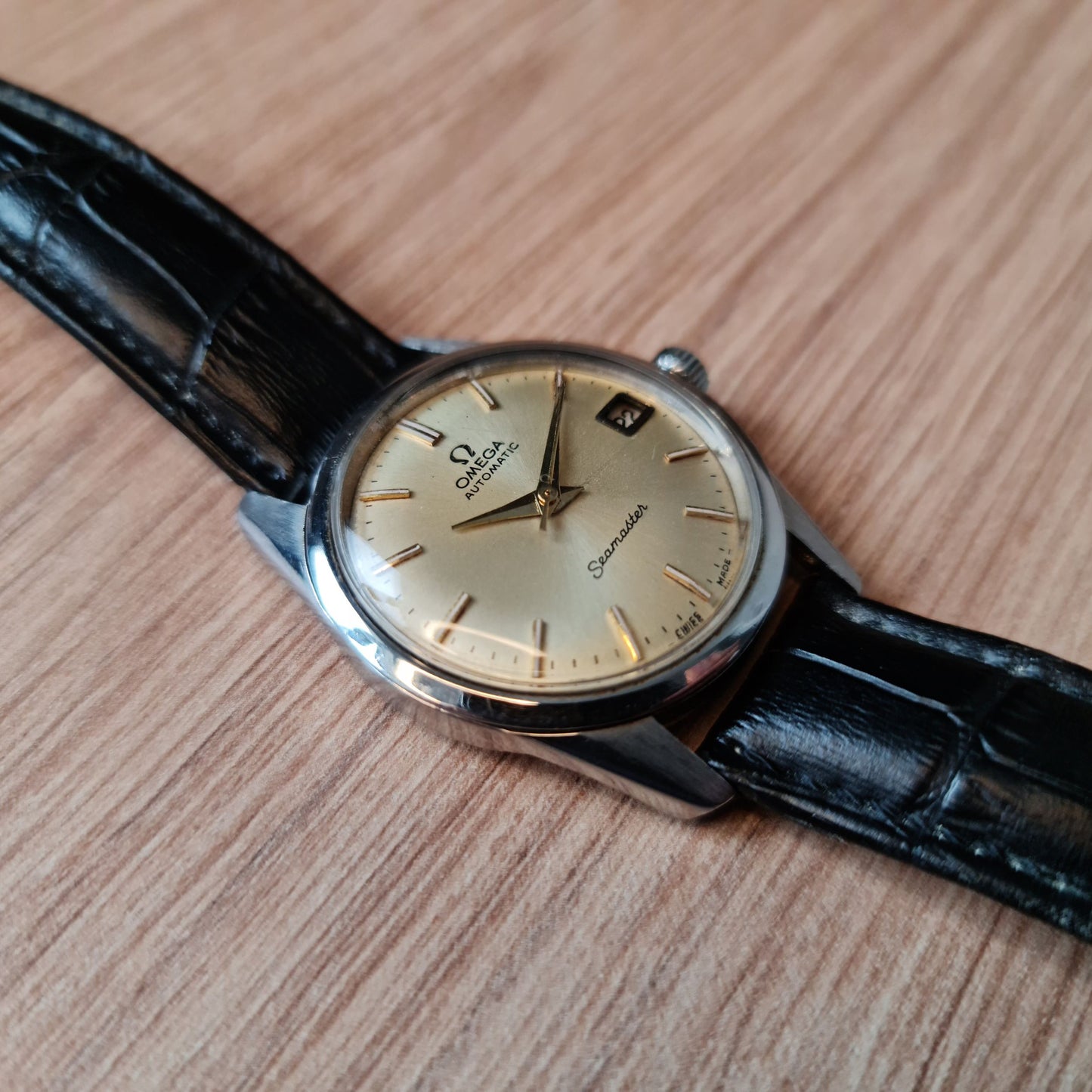 Omega Seamaster Champagne Dial