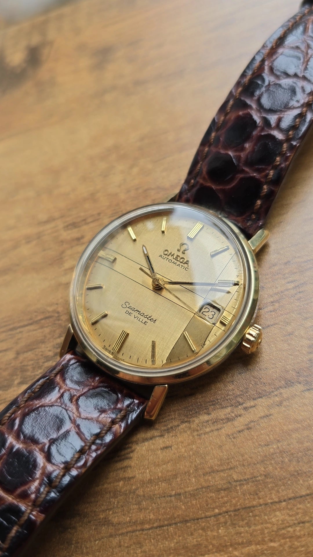 1965 Omega Seamaster De Ville 166.020 - Rare Cross Dial