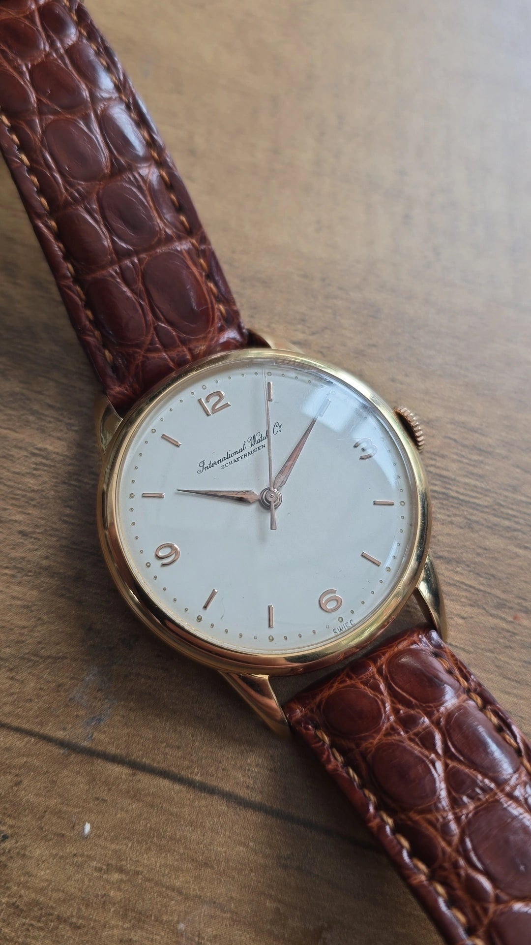 1960 IWC Schaffhausen 18k Rose Gold