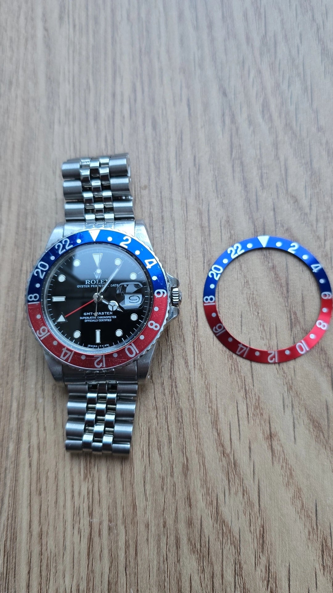 1988 Rolex GMT Master 16750 Pepsi - Full Collectors Set.