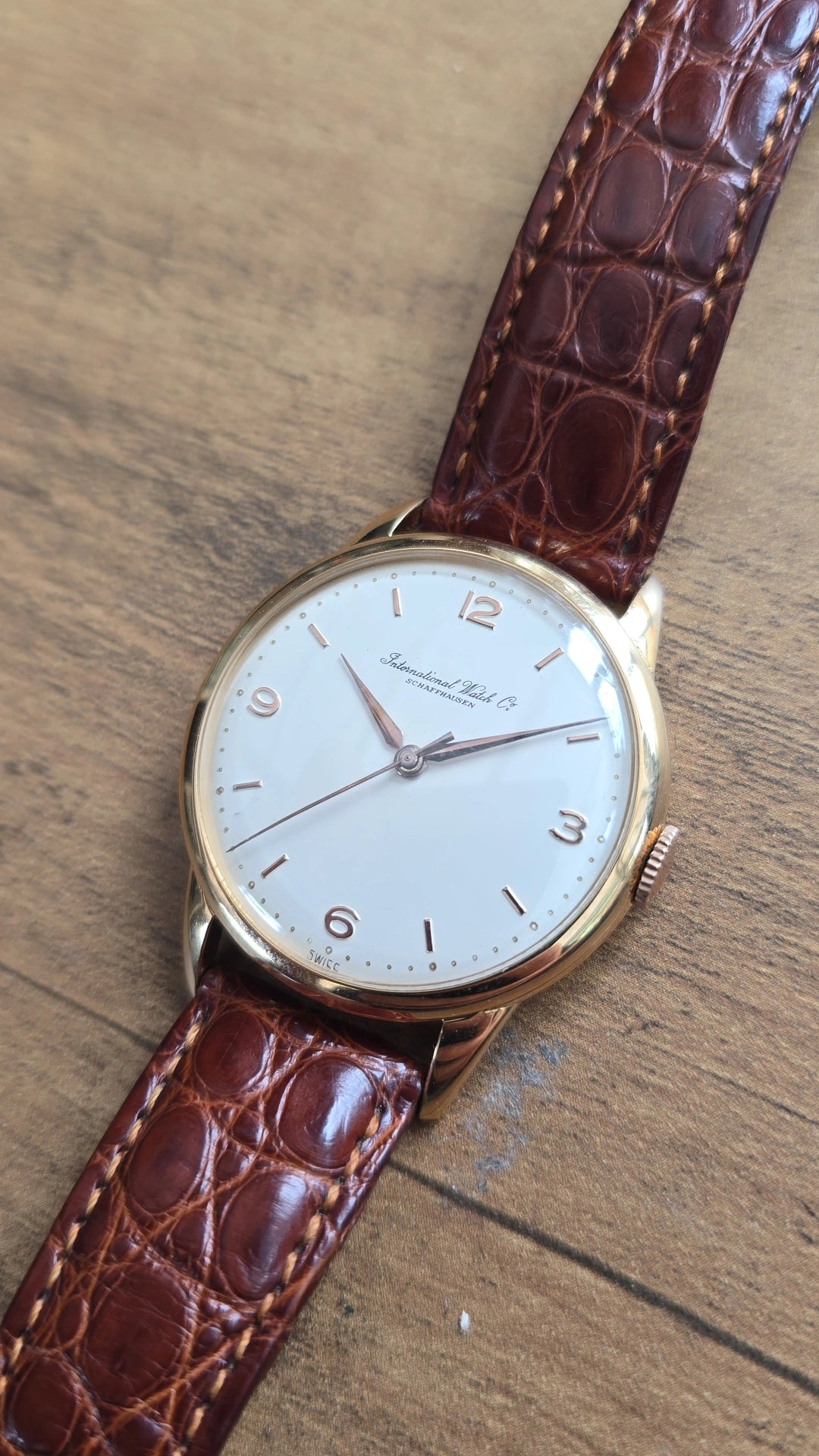 1960 IWC Schaffhausen 18k Rose Gold